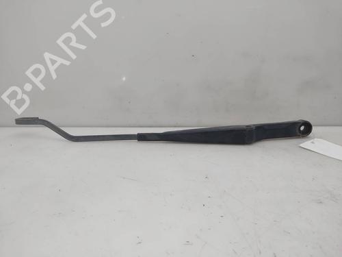 Used Front windshield wiper arm Front windshield wiper arm 38619530 38619530