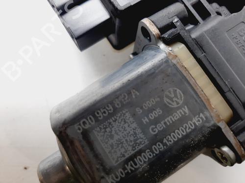 Rudehejsemotor bagstkærm højre SEAT LEON (5F1)  | BP20319784E22 