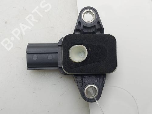 Używane Czujnik elektroniczny Czujnik elektroniczny VW POLO V (6R1, 6C1) [2009-2022] 37184721 37184721
