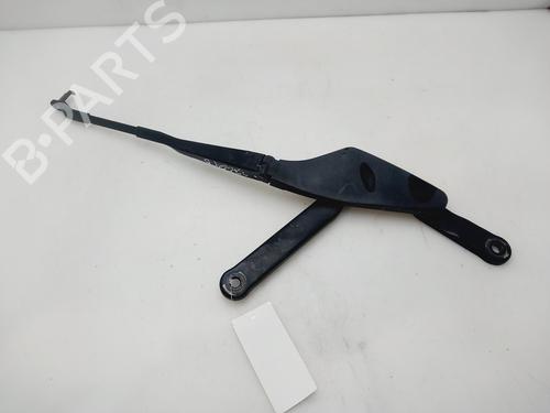 Used Front windshield wiper arm MERCEDES-BENZ S-CLASS (W220, V220) S 320 CDI (220.025, 220.125) (204 hp) 32012409
