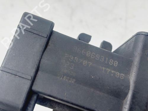 Electronic sensor PEUGEOT 407 SW (6E_, 6D_) 2.0 HDi 135 | BP32015504M84