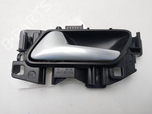Used Front left interior door handle Front left interior door handle PEUGEOT 3008 II SUV (MC_, MR_, MJ_, M4_) [2016-2026] 33613883 33613883