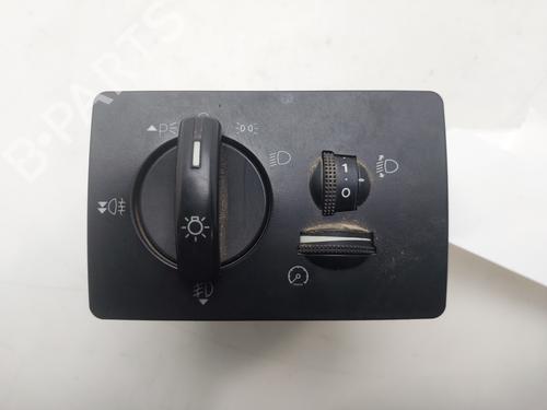 Used Headlight switch Headlight switch FORD FOCUS II (DA_, HCP, DP) [2004-2013] 33401625 33401625