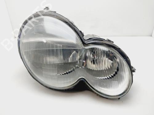Used Right headlight MERCEDES-BENZ C-CLASS Coupe (CL203) C 220 CDI (203.706) (143 hp) 31939608