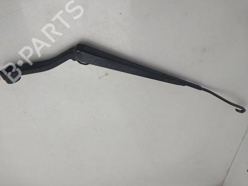 Used Front windshield wiper arm Front windshield wiper arm 38595516 38595516