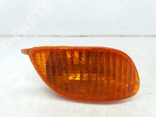 Used Right front indicator FORD FOCUS I (DAW, DBW) 1.6 16V (100 hp) 2860086