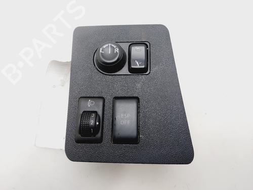 Spejlkontakt NISSAN QASHQAI I (J10, NJ10) [2006-2015]  32411254