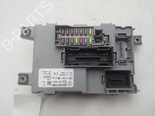 Sikringsdåse Sikringsdåse FIAT DOBLO Cargo (263_) 1.6 D Multijet (263WXD1B, 263WXR1B, 263WXX1B, 263ZXD1B,... (105 hp) 37438046 37438046