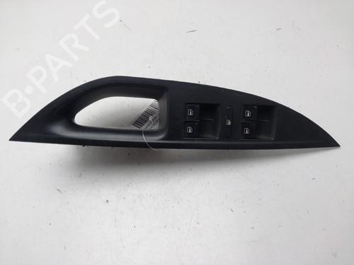 Used Left front window switch SEAT ALTEA (5P1) [2004-2015]  27866841
