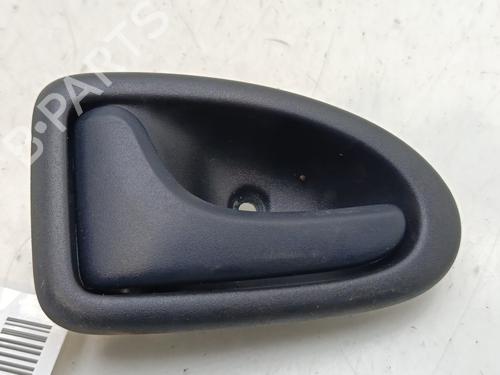 Used Front left interior door handle RENAULT CLIO II (BB_, CB_) 1.2 16V (BB05, BB0W, BB11, BB27, BB2T, BB2U, BB2V, CB05,... (75 hp) 32382191