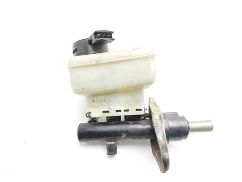 Used Brake master cylinder Brake master cylinder LAND ROVER FREELANDER I (L314) 2.0 DI 4x4 (98 hp) 33029040 33029040