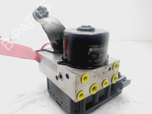 Used ABS pump BMW 3 (E46) 318 i (118 hp) 29387592