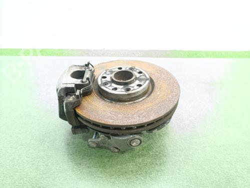 Used Left front steering knuckle Left front steering knuckle PEUGEOT 3008 II SUV (MC_, MR_, MJ_, M4_) [2016-2026] 33616713 33616713