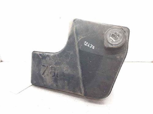 windscreen-washer-tank-bmw-x5-e53-30-i-61668252722-2000-2001-2002-2003-2004-2005-2006-7421745 main image