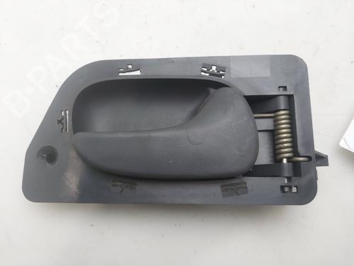 Used Front right interior door handle Front right interior door handle 36648548 36648548