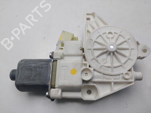 right-front-window-motor-mercedes-benz-e-class-w212-2009-2010-2011-2012-2013-2014-2015-2016-33327117 main image