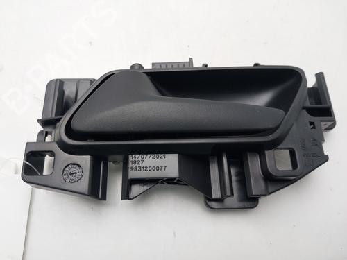 Used Front left interior door handle Front left interior door handle PEUGEOT 208 II (UB_, UP_, UW_, UJ_) [2019-2026] 33219196 33219196