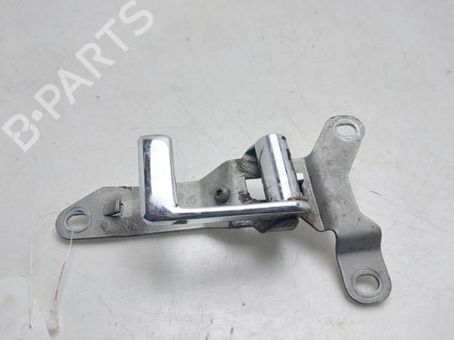 Maniglia interna anteriore destra Maniglia interna anteriore destra MITSUBISHI PAJERO I (L04_G, L14_G) 2.5 TD (L044G, L049G) (87 hp) 37068892 37068892