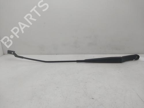 front-windshield-wiper-arm-seat-leon-5f1-2012-2013-2014-2015-2016-2017-2018-2019-2020-2021-36551996 main image