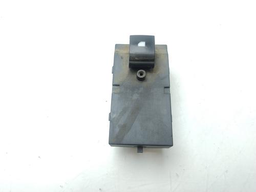 Used Right front window switch CHEVROLET ORLANDO (J309) [2010-2025]  26610571