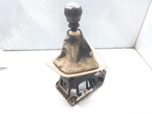 Used Gear lever TOYOTA AURIS (_E18_) [2012-2018]  11723436