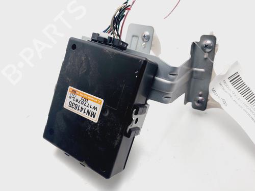 Módulo eletrónico MITSUBISHI LANCER VIII Sportback (CX_A) 2.0 DI-D (CX8A) (140 hp) 31608877