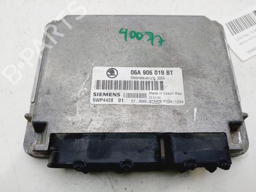 Used Engine control unit (ECU) SKODA OCTAVIA I (1U2) 1.6 (101 hp) 30444617