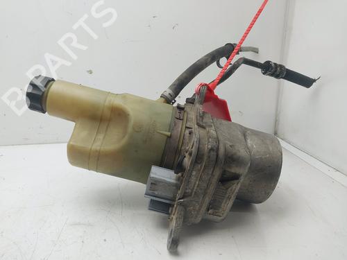 Used Steering pump VOLVO V50 (545) 1.6 D (109 hp) 24984631