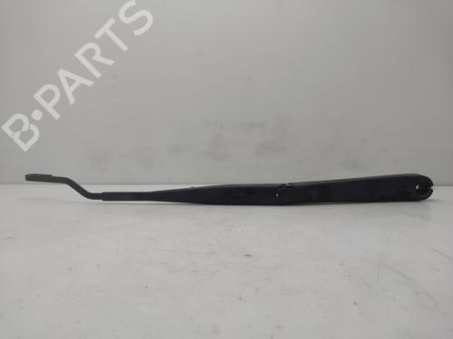 Used Front windshield wiper arm Front windshield wiper arm 37151223 37151223