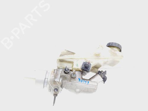 Brake master cylinder TOYOTA AVENSIS Saloon (_T25_) 2.0 D-4D (CDT250_, CDT250R) | BP21262083M77 