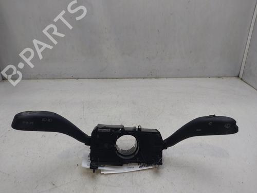Used Steering wheel controls VW POLO (9N_, 9A_) 1.4 TDI (75 hp) 18068389