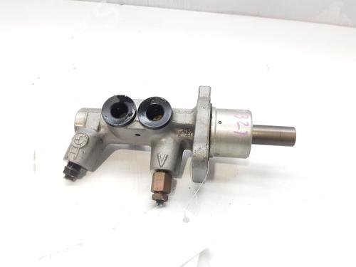Used Brake master cylinder BMW 3 (E46) 320 d (136 hp) 10963671