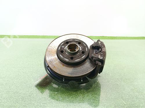 Used Right front steering knuckle SKODA OCTAVIA I (1U2) 1.6 (101 hp) 30475949