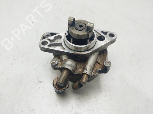 Used Vacuum pump PEUGEOT 307 CC (3B) 2.0 16V (136 hp) 21496015