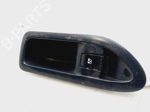 Used Right rear window switch RENAULT LAGUNA II (BG0/1_) 1.9 dCi (BG1A, BG1V) (130 hp) 29982143