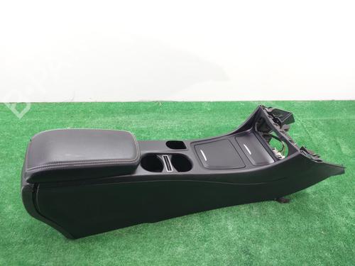 Armrest / Center console MERCEDES-BENZ CLA Coupe (C117) CLA 200 CDI / d (117.308) | BP28329391I20 