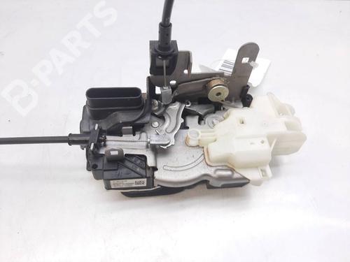 Used Front right lock Front right lock VOLVO V40 Hatchback (525) D2 (114 hp) 11030902 11030902