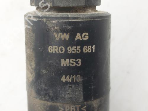 Washer pump AUDI A3 (8V1, 8VK) 2.0 TDI | BP38076932E24 - Image 2