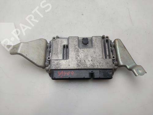 Used Engine control unit (ECU) Engine control unit (ECU) TOYOTA YARIS (_P13_) [2010-2020] 33313796 33313796