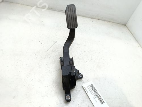 Used Pedal Pedal 36890381 36890381