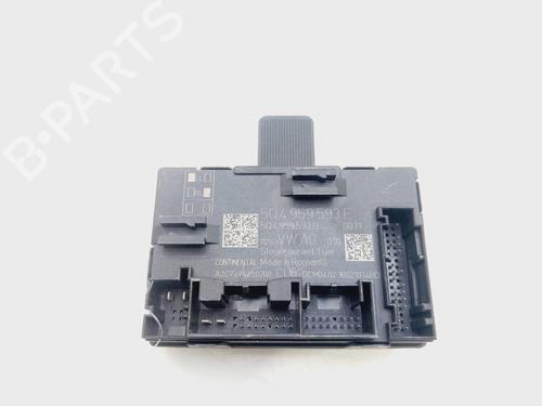 Used Comfort control module SEAT LEON (5F1) 2.0 Cupra (290 hp) 21064348