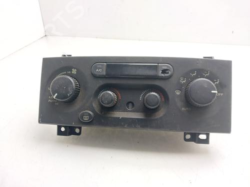 Used Climate control Climate control 38645404 38645404