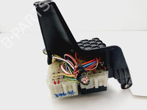Used Fuse box VOLVO V60 I (155) 2.4 D6 Plug in Hybrid AWD (215 hp) 29719751