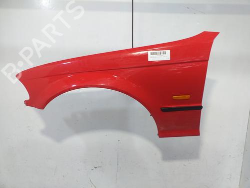 Used Left front fenders BMW 3 (E46) 320 d (136 hp) 17721375