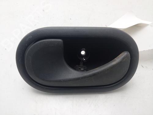 Used Front left interior door handle RENAULT KANGOO / GRAND KANGOO II (KW0/1_) [2008-2025]  27815042