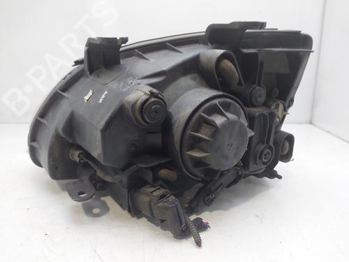 Right headlight KIA CARENS II MPV (FJ) 2.0 CRDi | BP15807943C29 