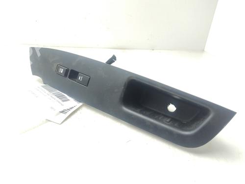 Used Right rear window switch KIA SORENTO II (XM) [2009-2016]  30553579