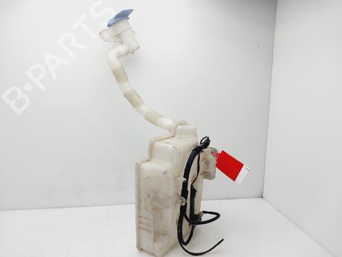 Used Windscreen washer tank SEAT LEON (1P1) [2005-2013]  32015640