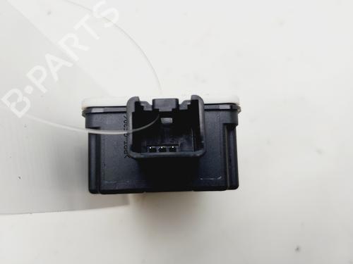 Comfort control module VOLVO V40 Hatchback (525) D2 | BP29473665M56 
