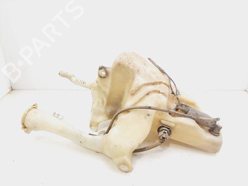 Windscreen washer tank MITSUBISHI CARISMA Saloon (DA_) 1.9 TD (DA4A) MR108593 |